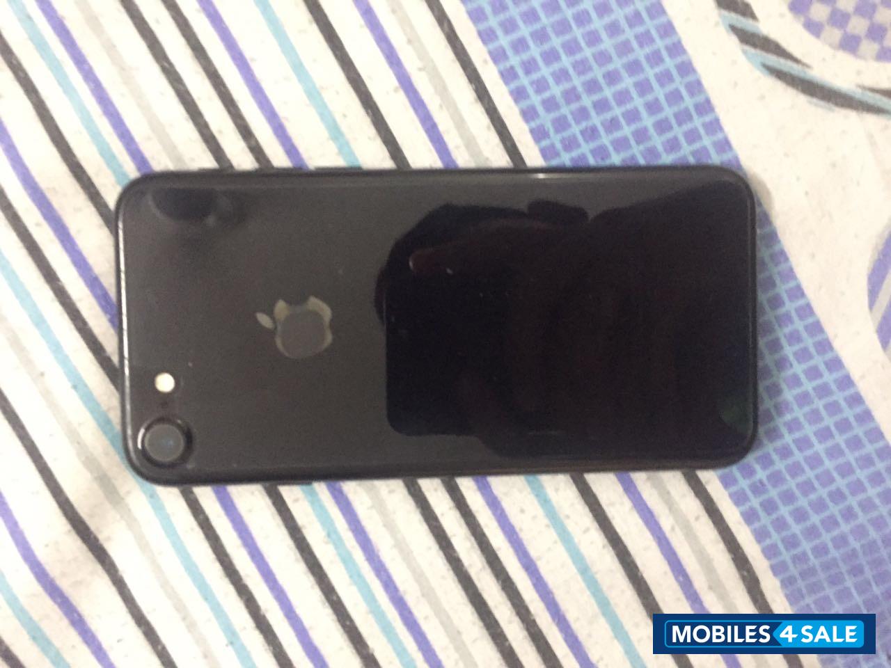 Apple  iPhone 7 128 GB