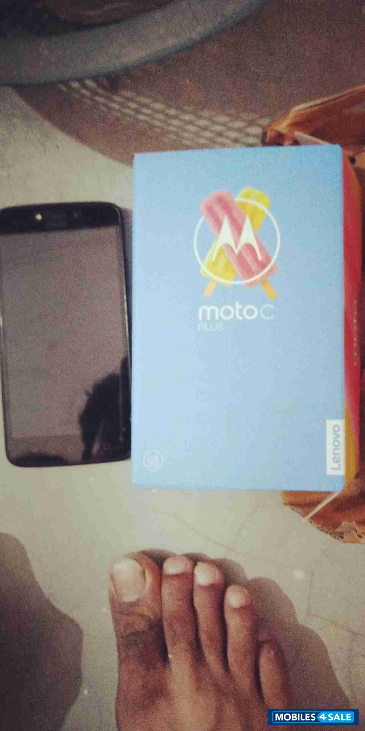 Black Motorola  C plus