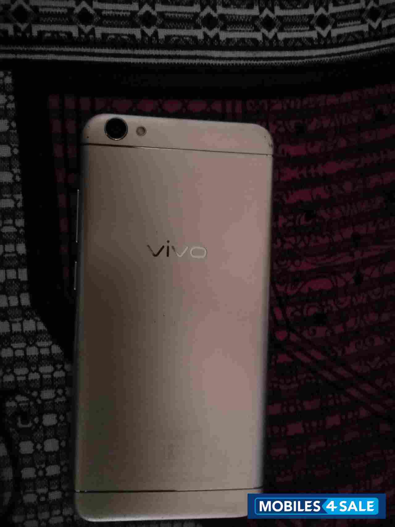 Gold Vivo V5 Plus