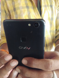 Vivo  v7+