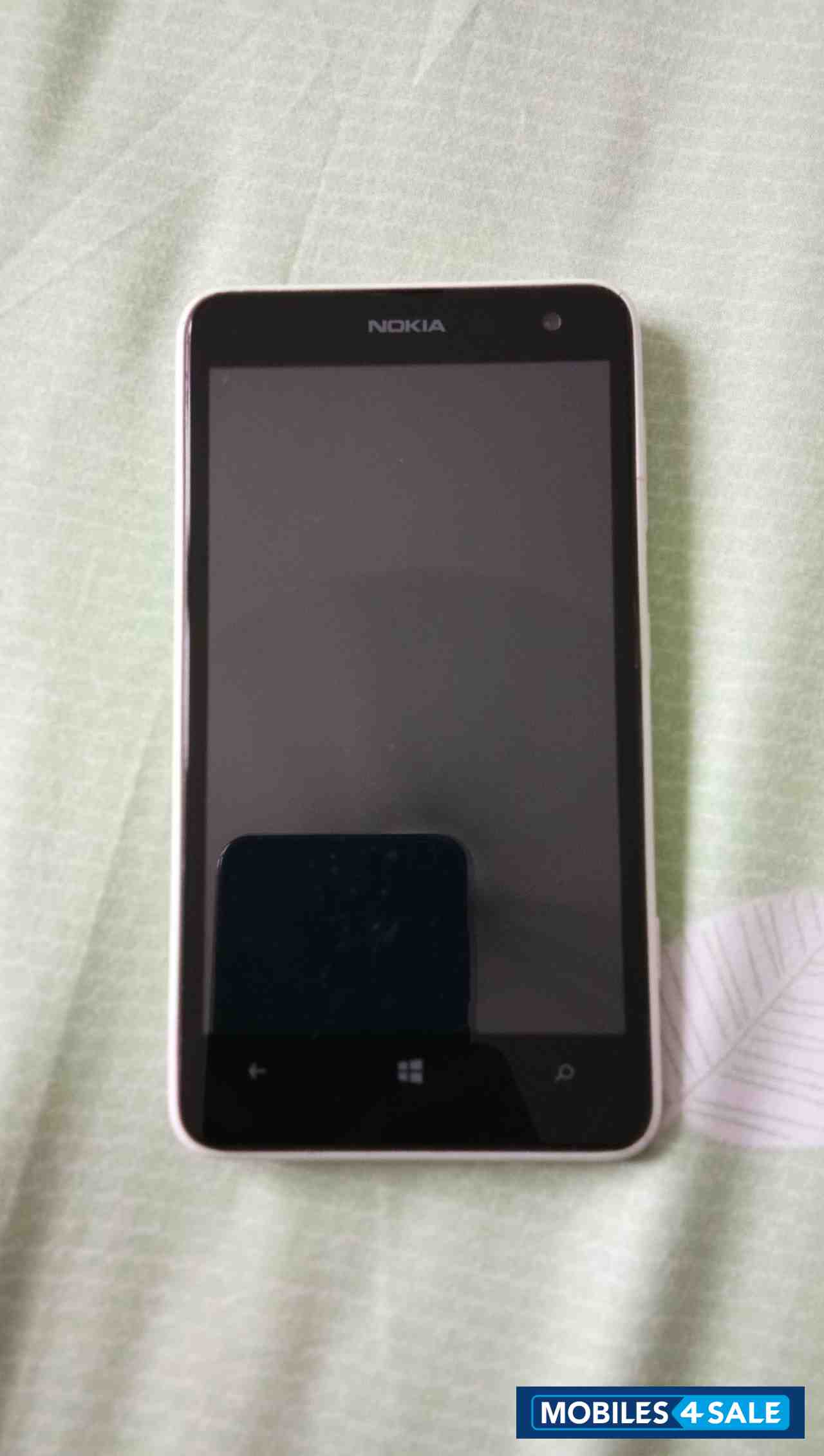 White Nokia  Lumia 625