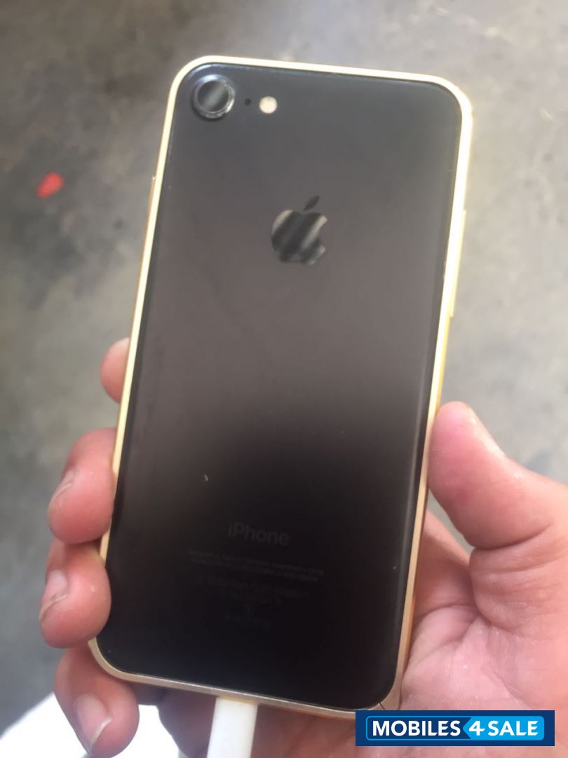 Apple  Iphone 7