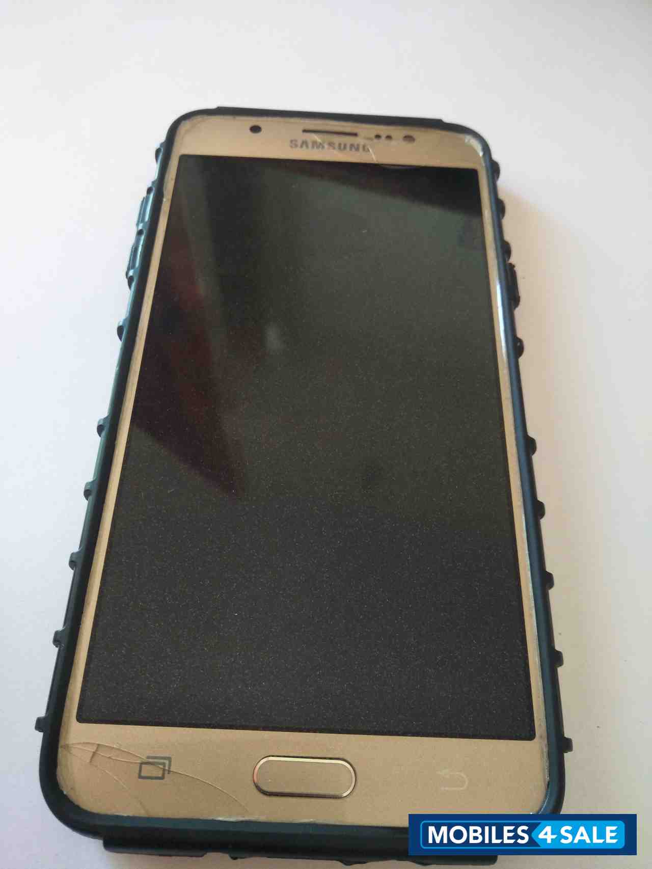 Samsung  Galaxy J7-6