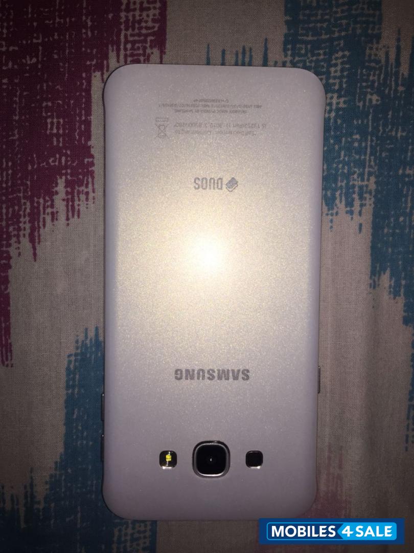 Samsung  Galaxy A8