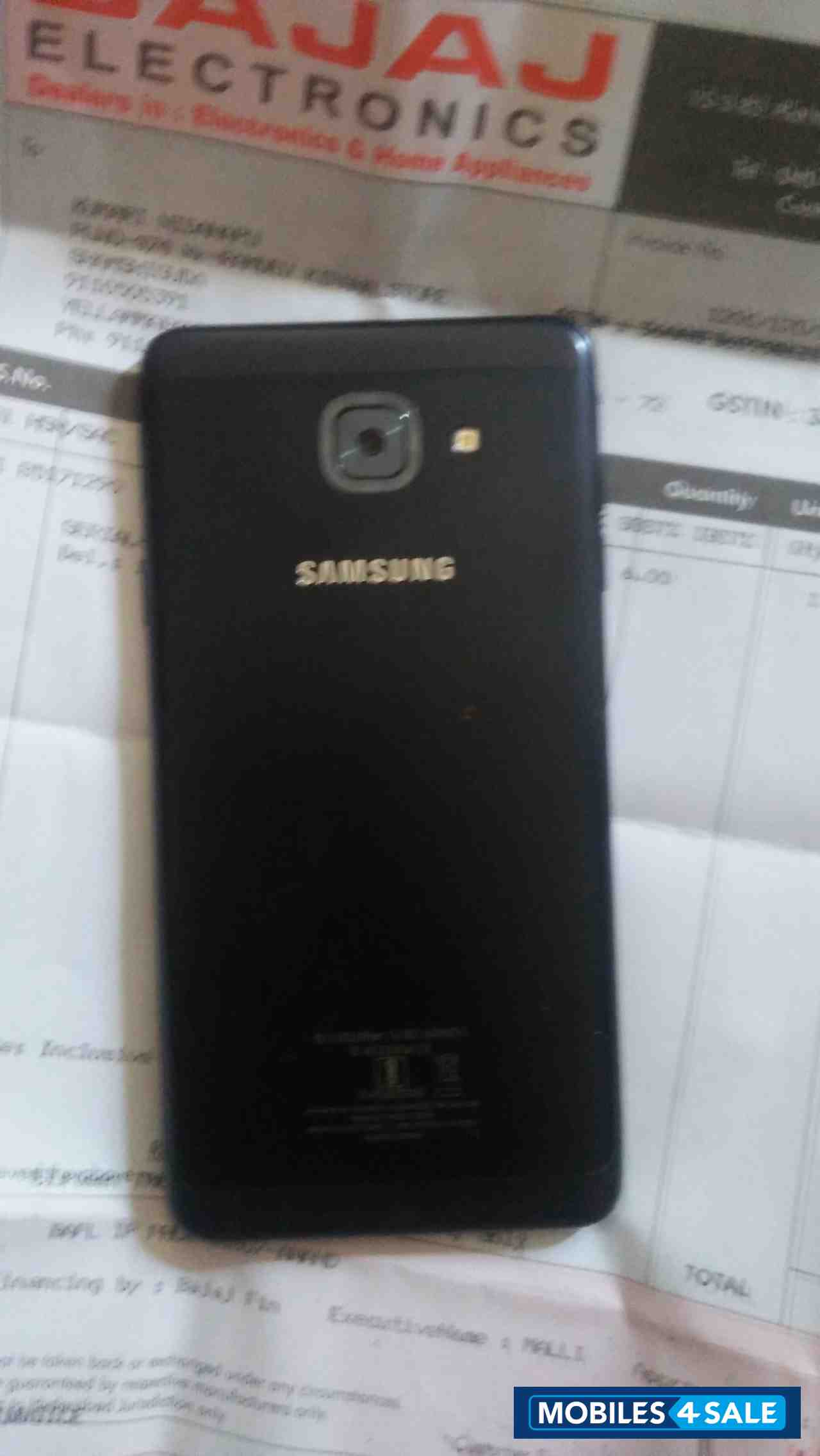 Black Samsung  J7 max