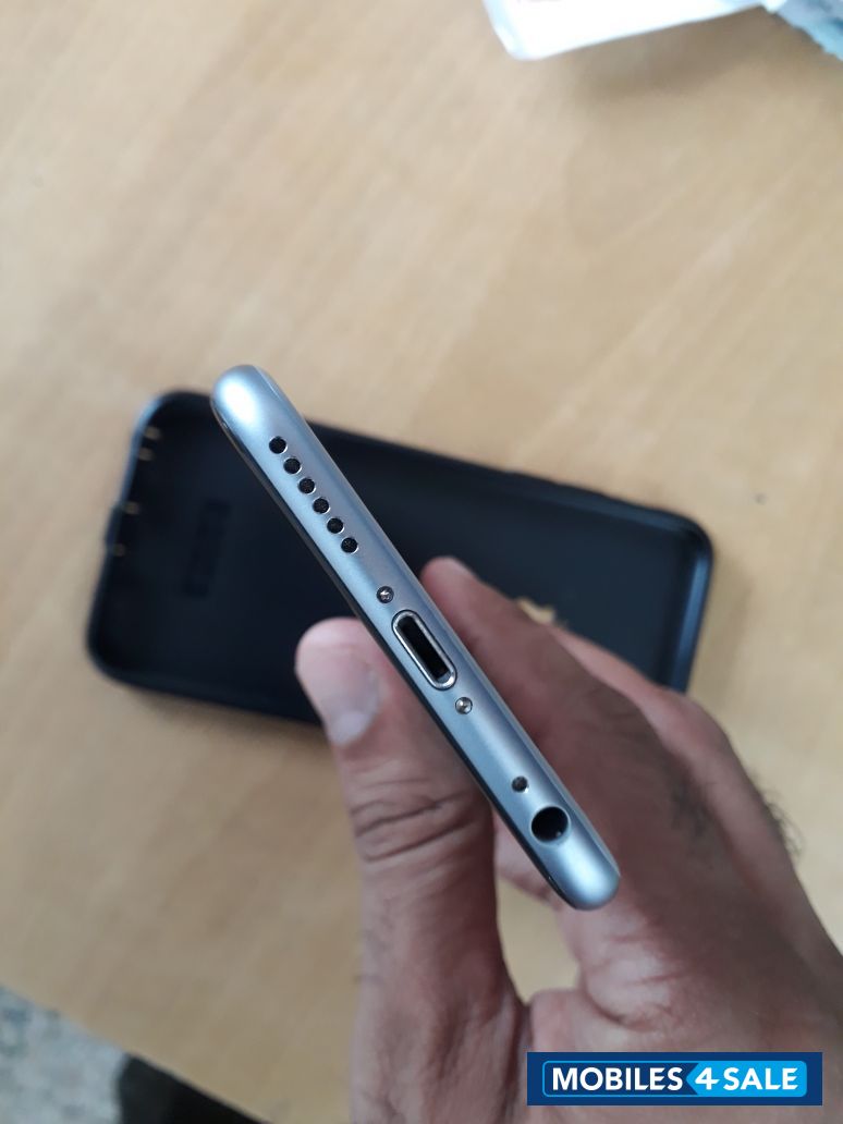 Space Grey Apple iPhone 6