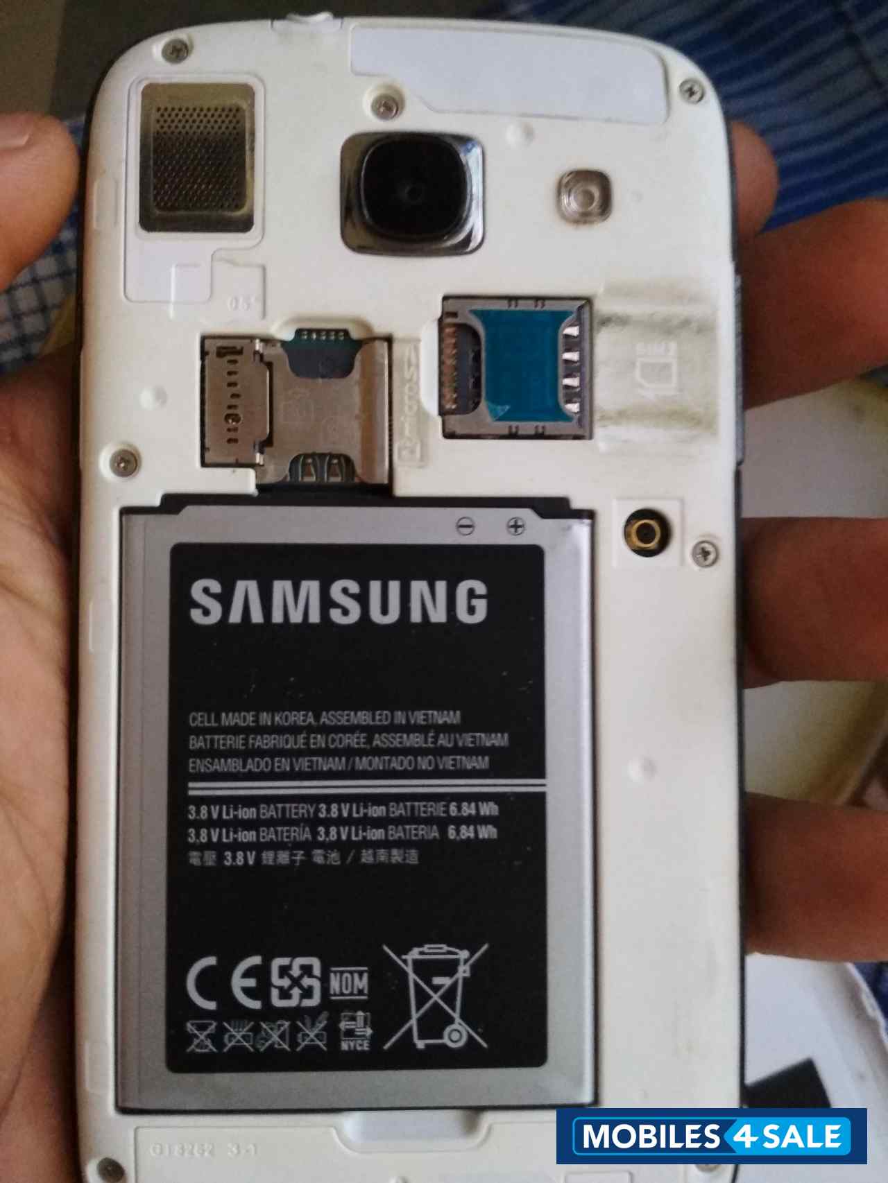 White Samsung Duos