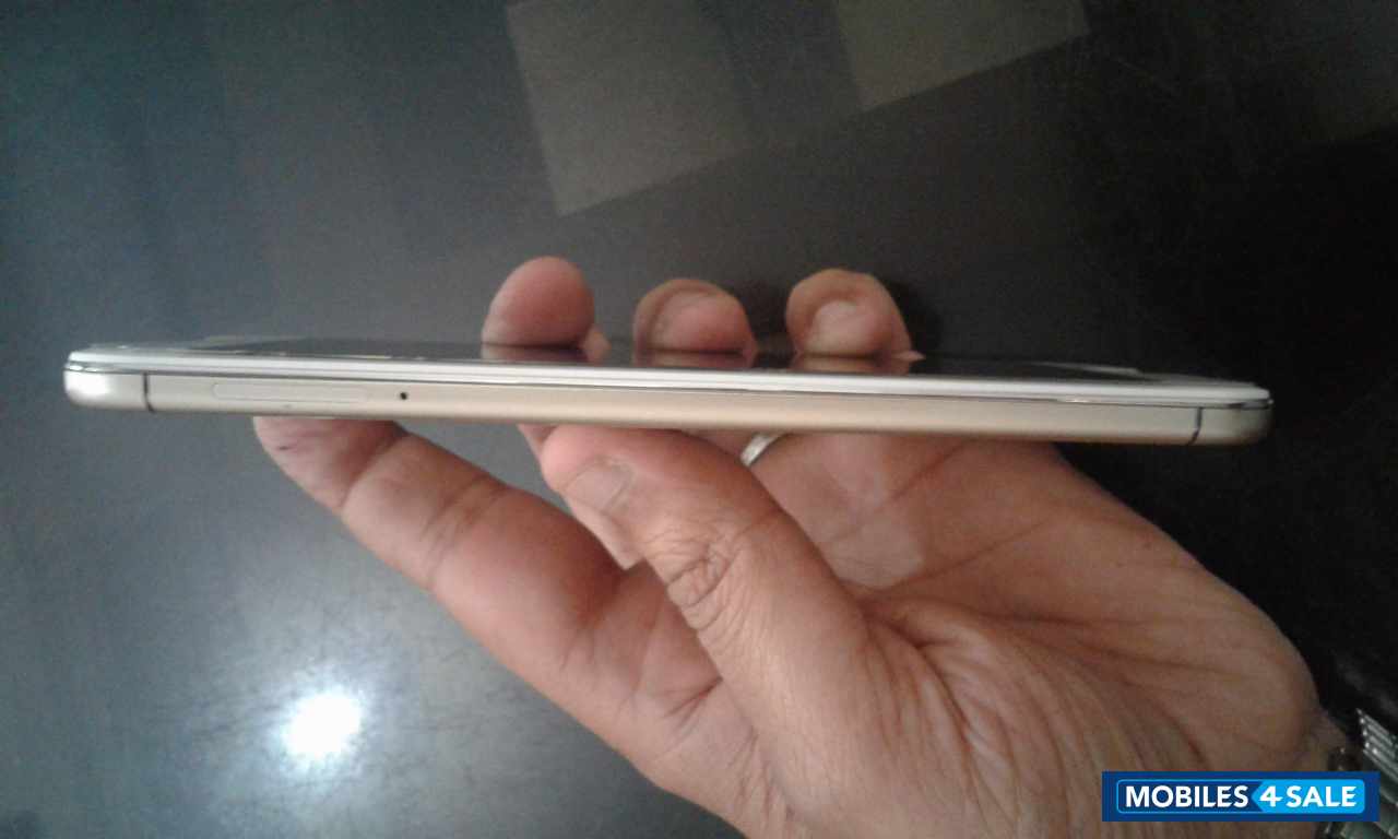 Vivo  V5