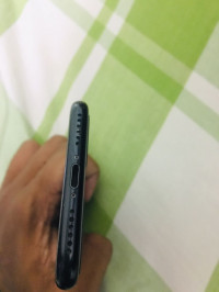 Black Apple iPhone 7