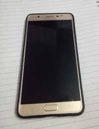 Samsung  Galaxy j7 max