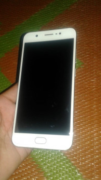 Vivo  Y69