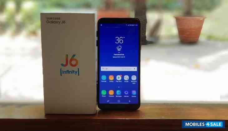 Black Samsung  samsung galaxy j6