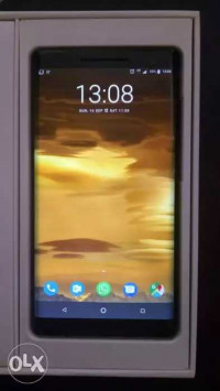 Nokia  8 Sirocco