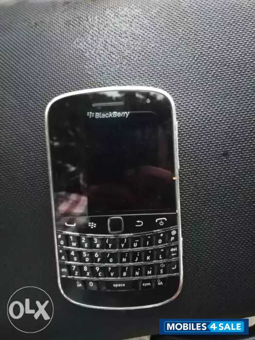 BlackBerry  bold 9900