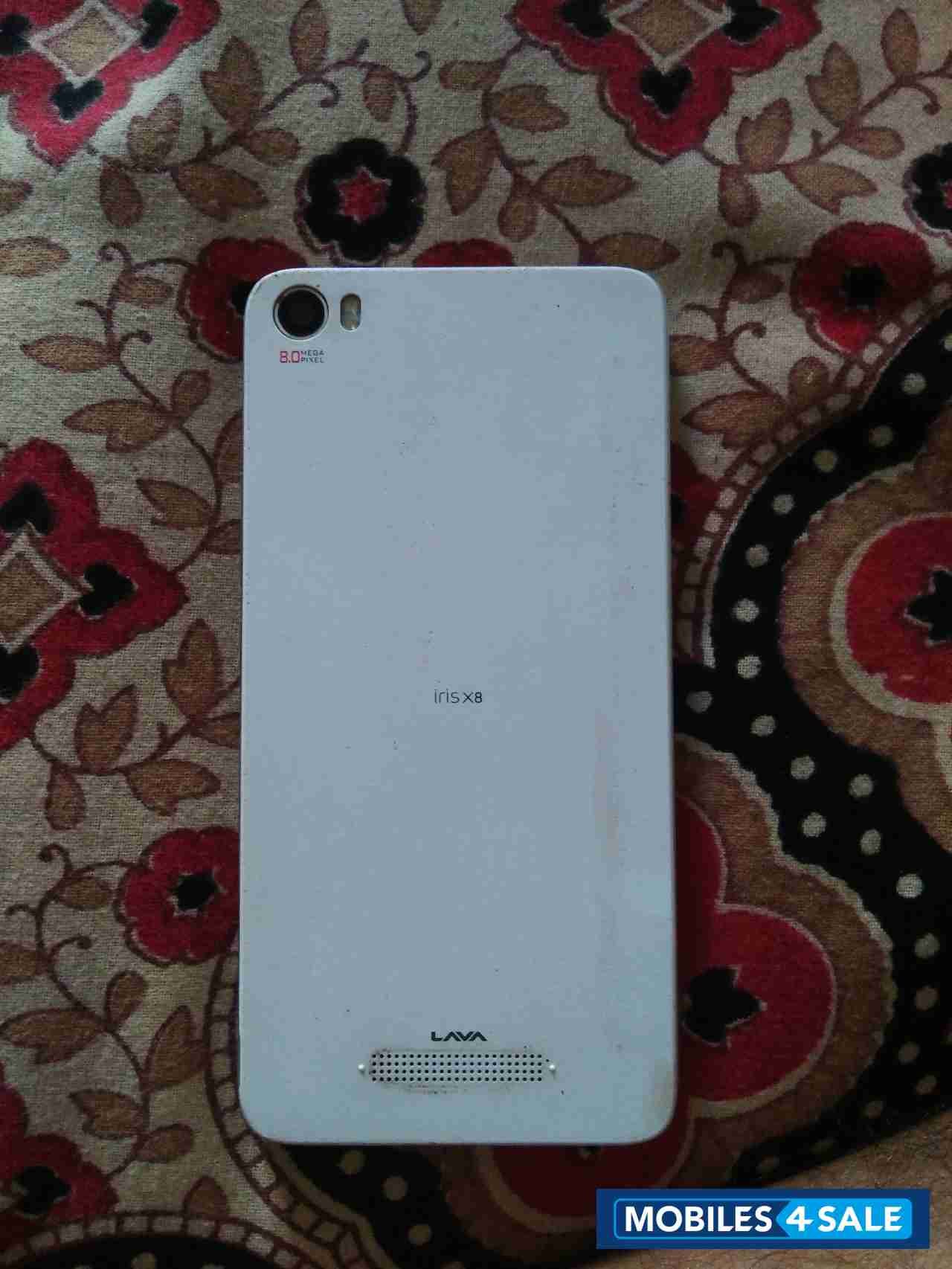 Lava  Iris x8