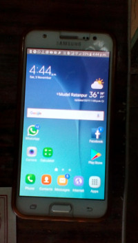 Samsung  Samsung galaxy j5