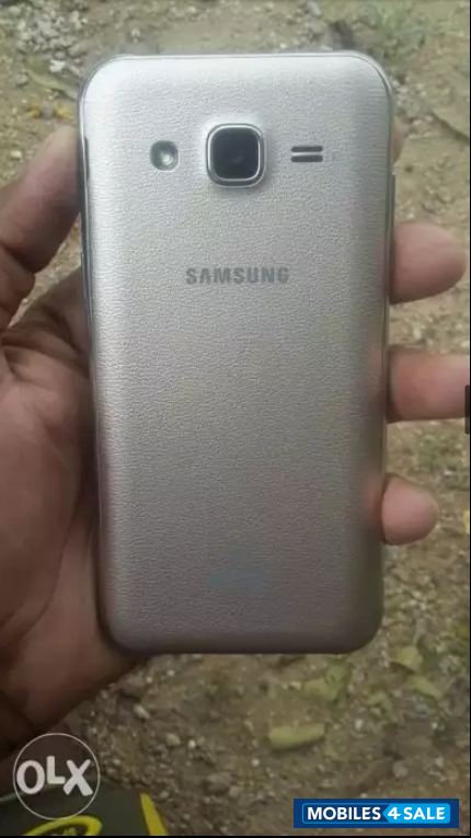 Samsung  Galaxy J2