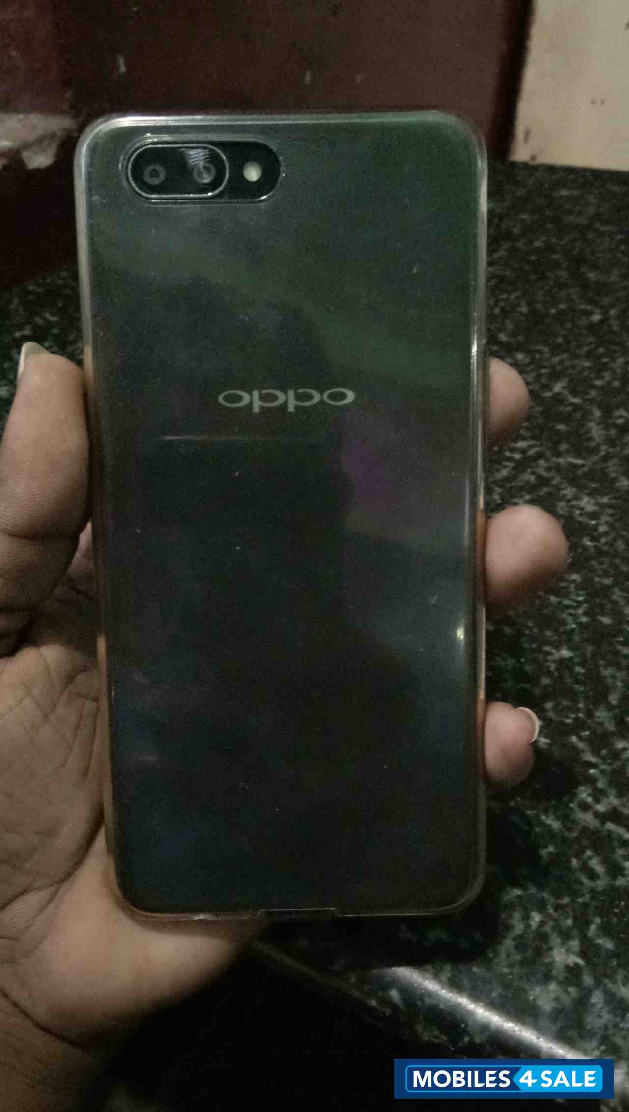 Black Oppo A-series A3s