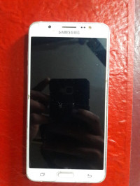 Samsung  Galaxy On 8