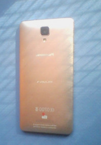 Gold Panasonic Eluga I2