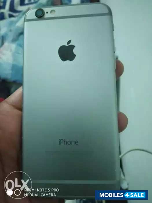 Black Apple iPhone 6