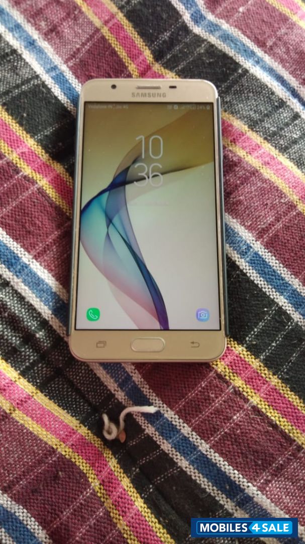 Gold Samsung  Galaxy on next 64gb