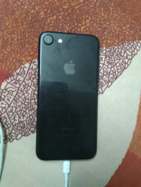 Apple  iPhone 7