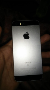 Apple  Iphone se 32 gb