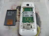 White Nokia C5