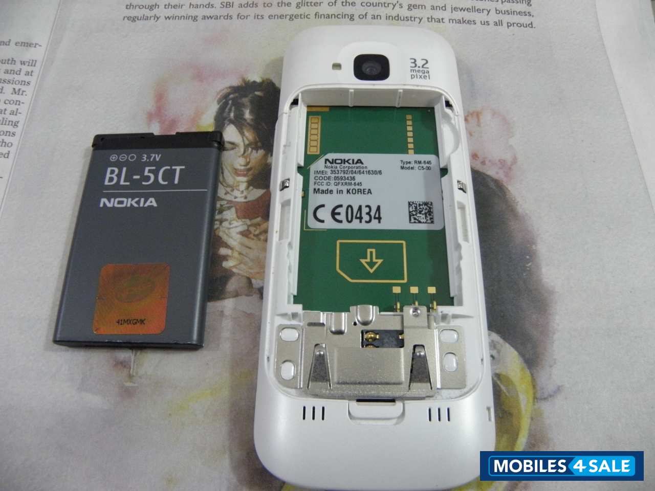 White Nokia C5