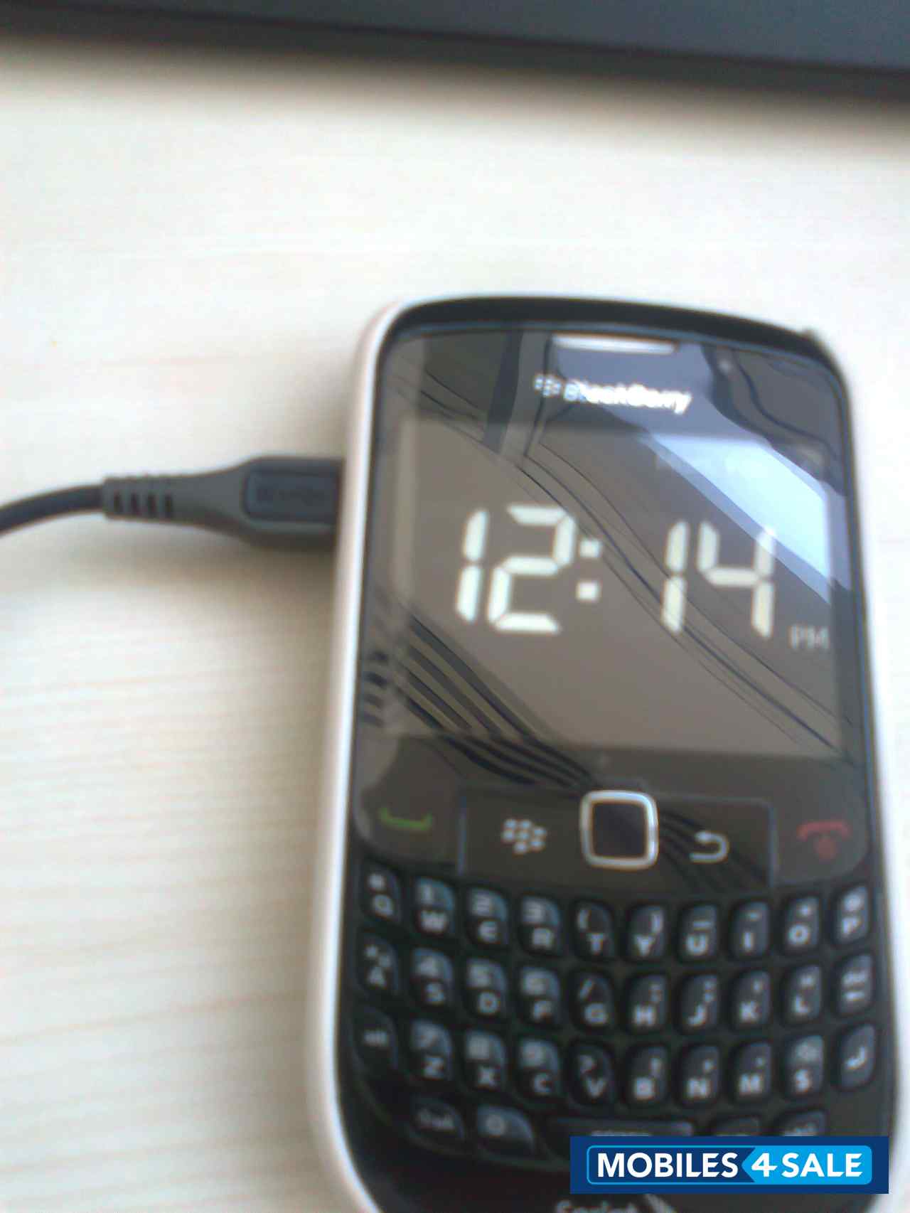 Pearl Black BlackBerry Curve 8300