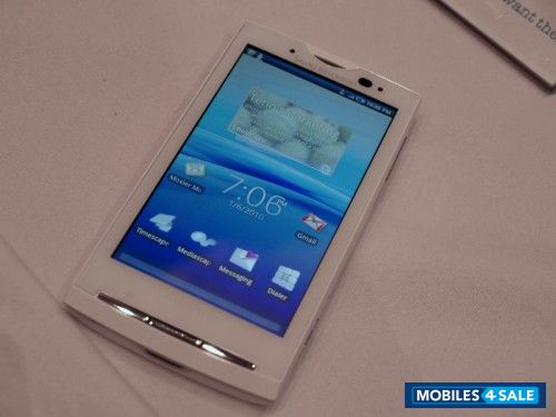 White Sony Ericsson Xperia X10