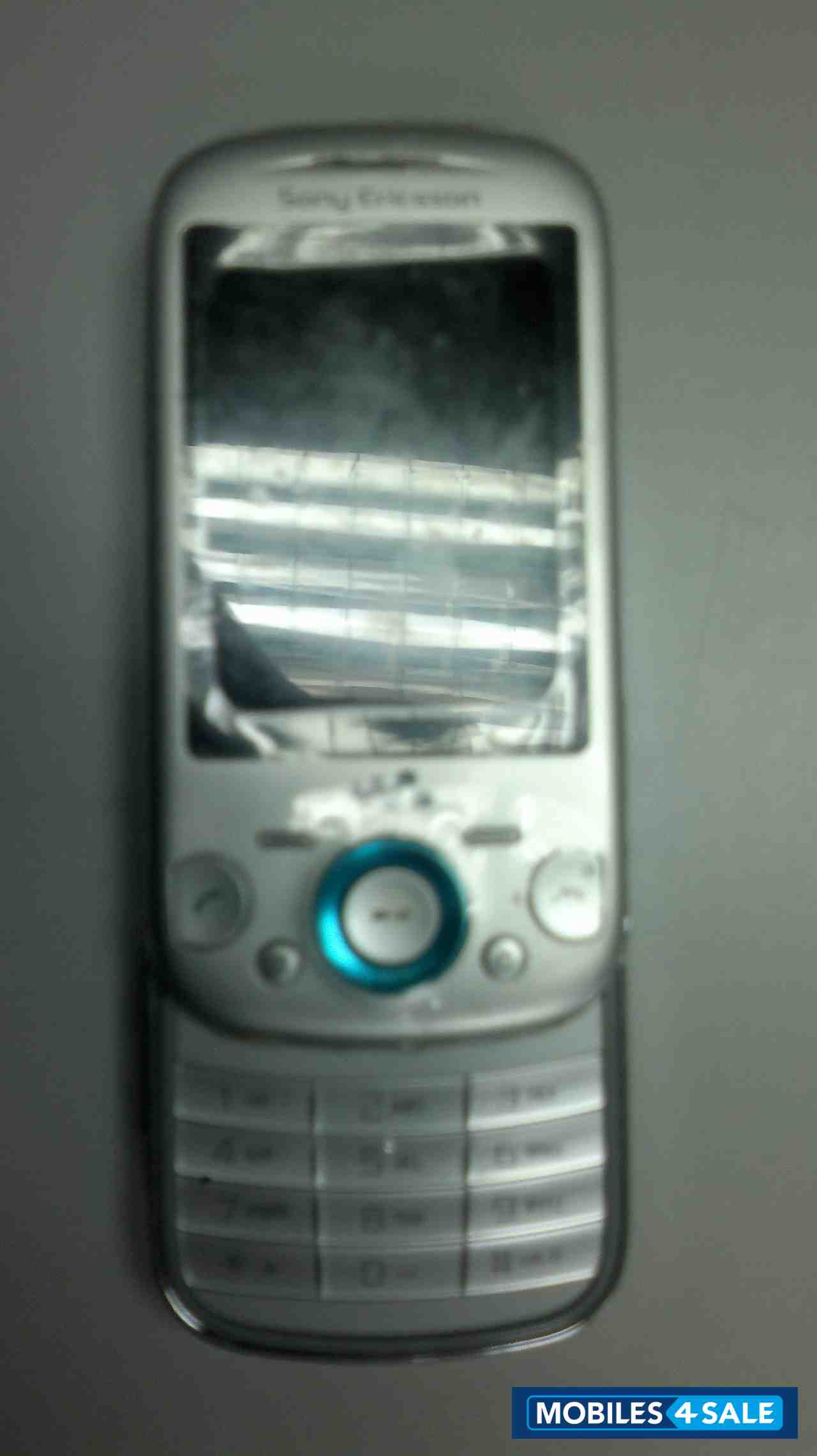 Silver Sony Ericsson