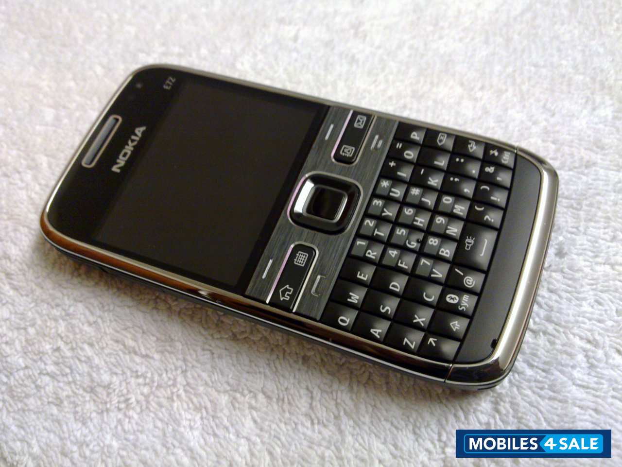 Nokia E72