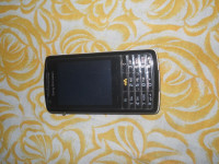 Vinyl Black Sony Ericsson W960