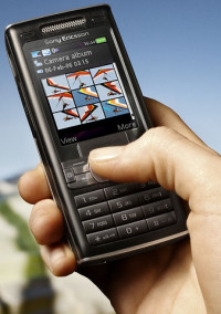 Black Sony Ericsson K790