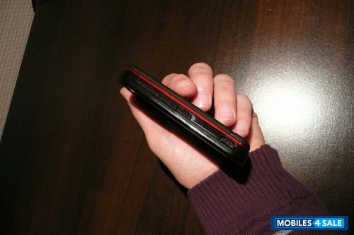 Red Nokia XpressMusic 5800