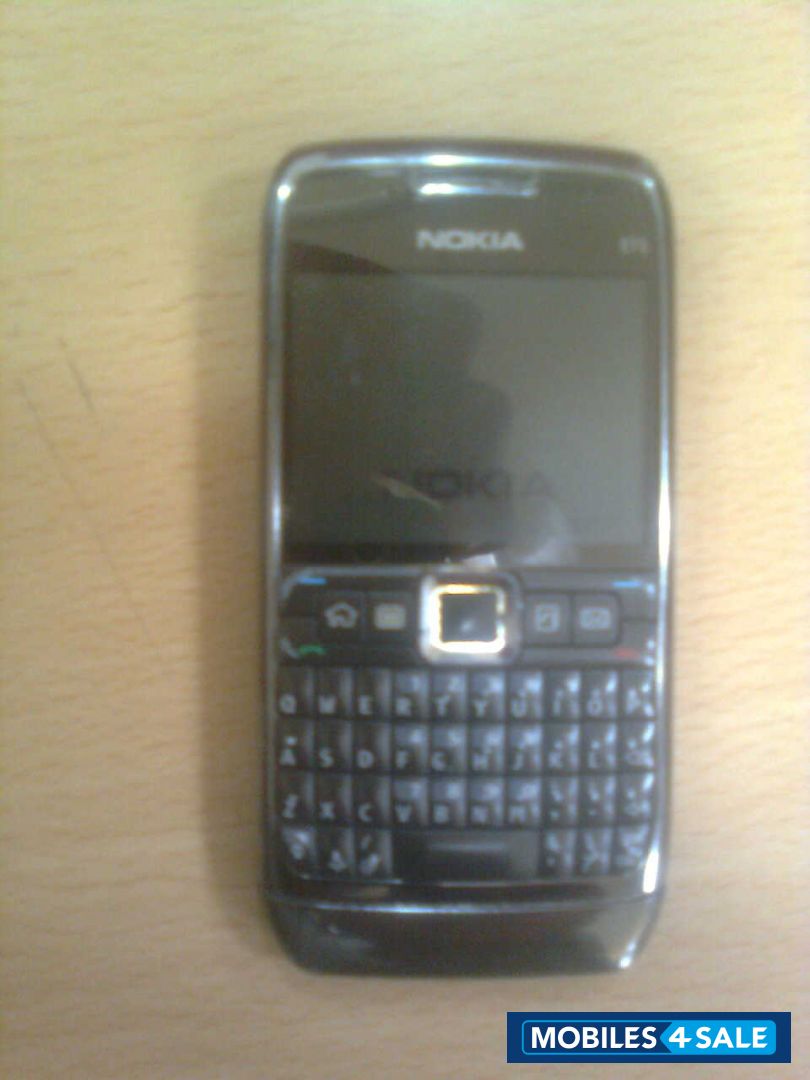 Matlick Grey Nokia E71