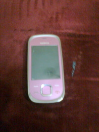 Pink Nokia 7610