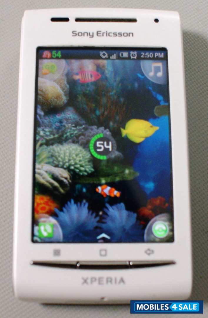 White Sony Ericsson Xperia