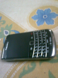 Black BlackBerry Bold