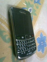 Black BlackBerry Bold