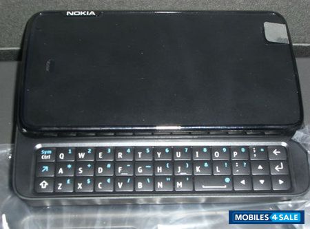 Black Nokia N900