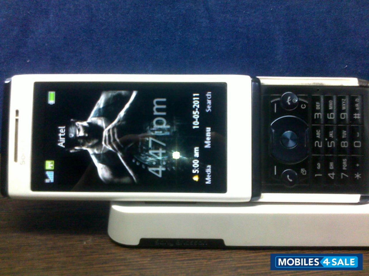 White Sony Ericsson