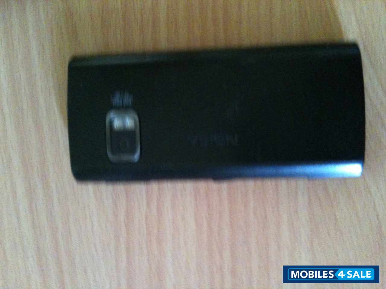 Black Nokia X6