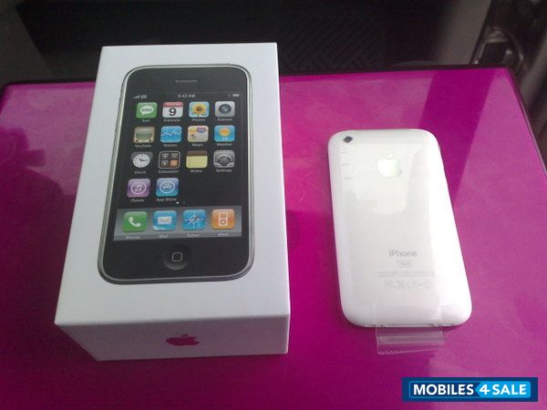 White Apple iPhone 3G