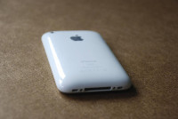 White Apple iPhone 3G