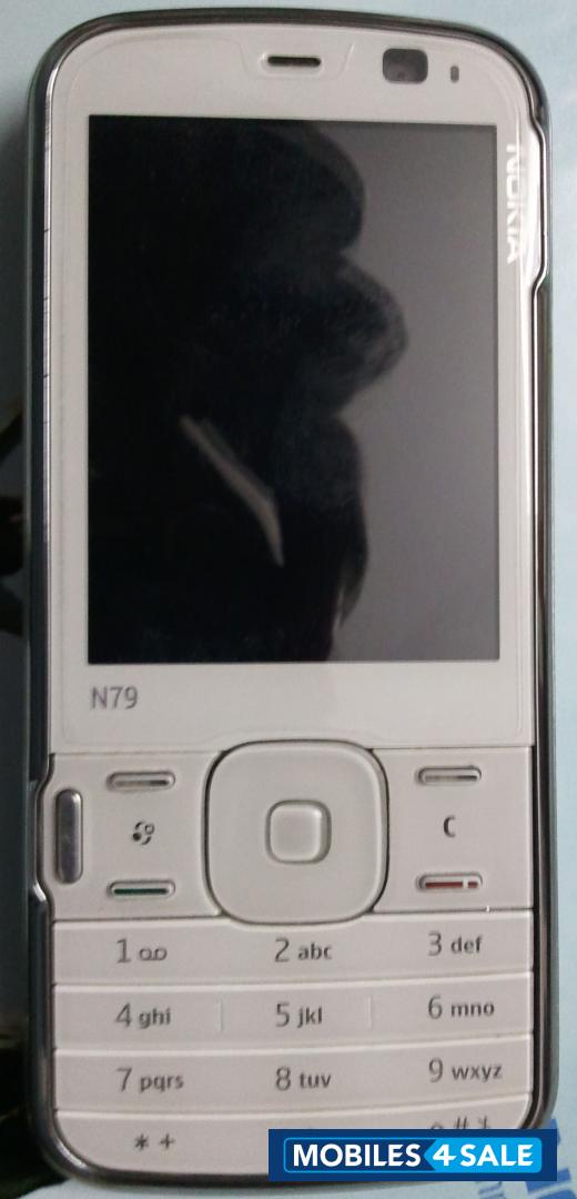 White Nokia N79