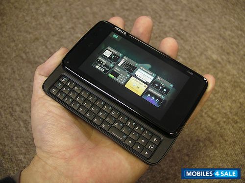 Black Nokia N900