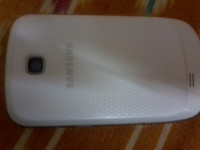 White Samsung Galaxy Pop